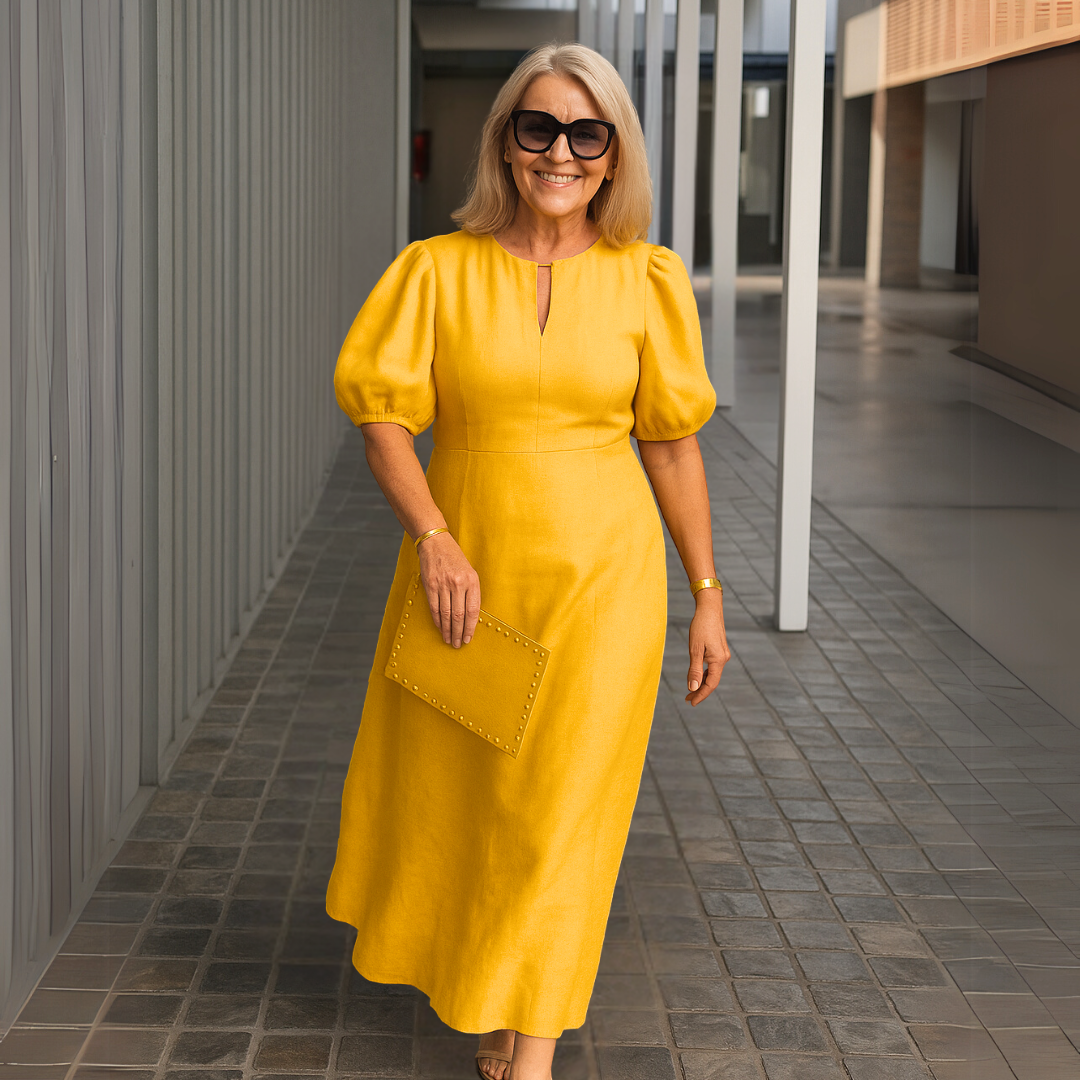 Pamela™ | Elegant plain dress with V-neck