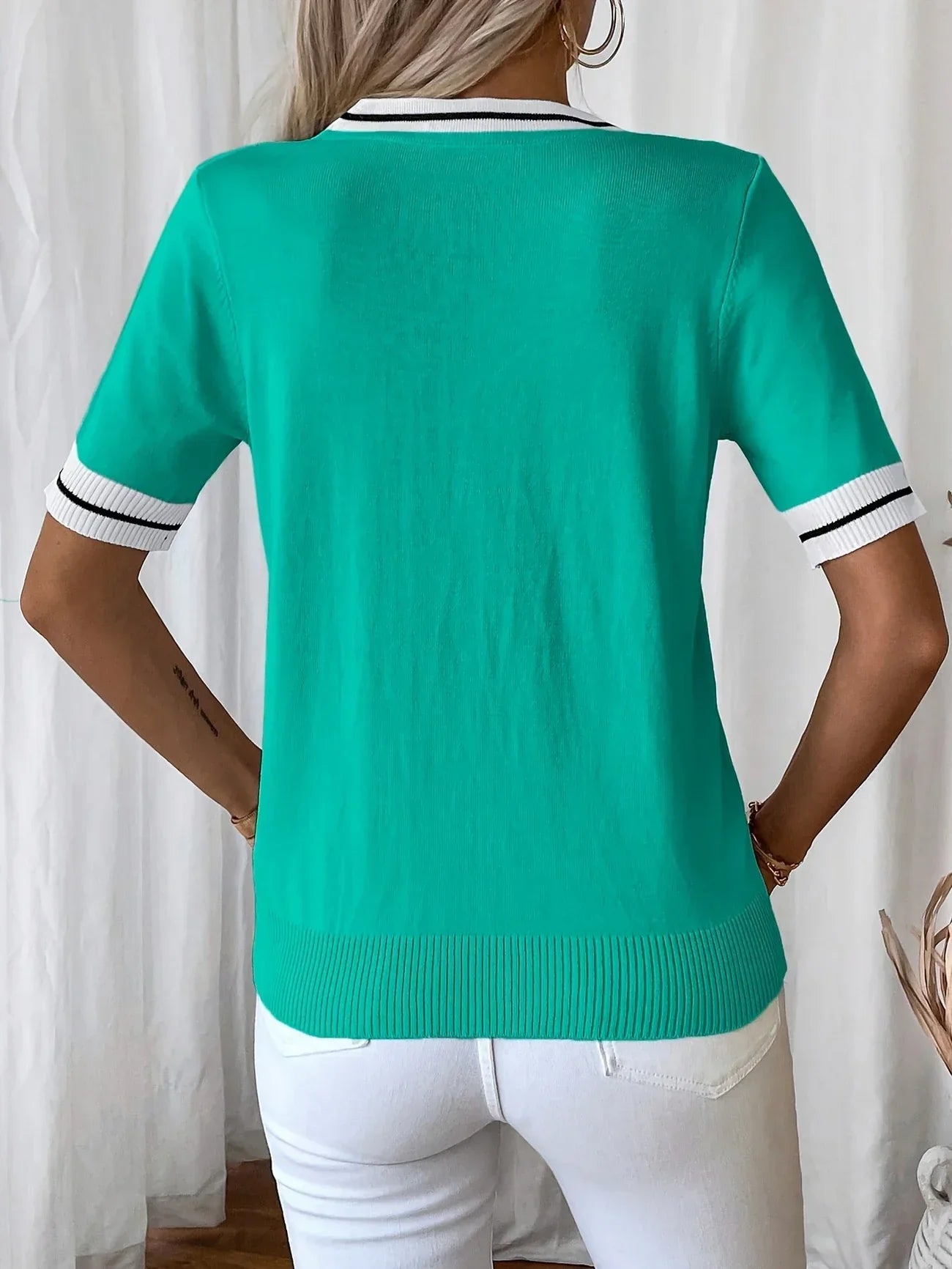 Evie | Women V-Neck Knit Top | Chic Comfort