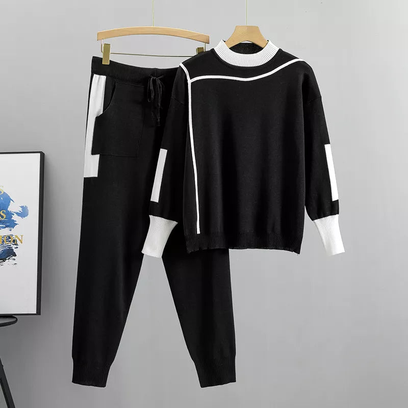 Indie | Women Modern Tracksuit Set | Functional