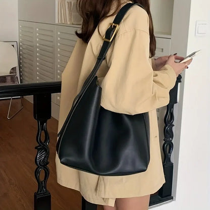 Elara | Women Elegant Shoulder Bag | Versatile Comfort
