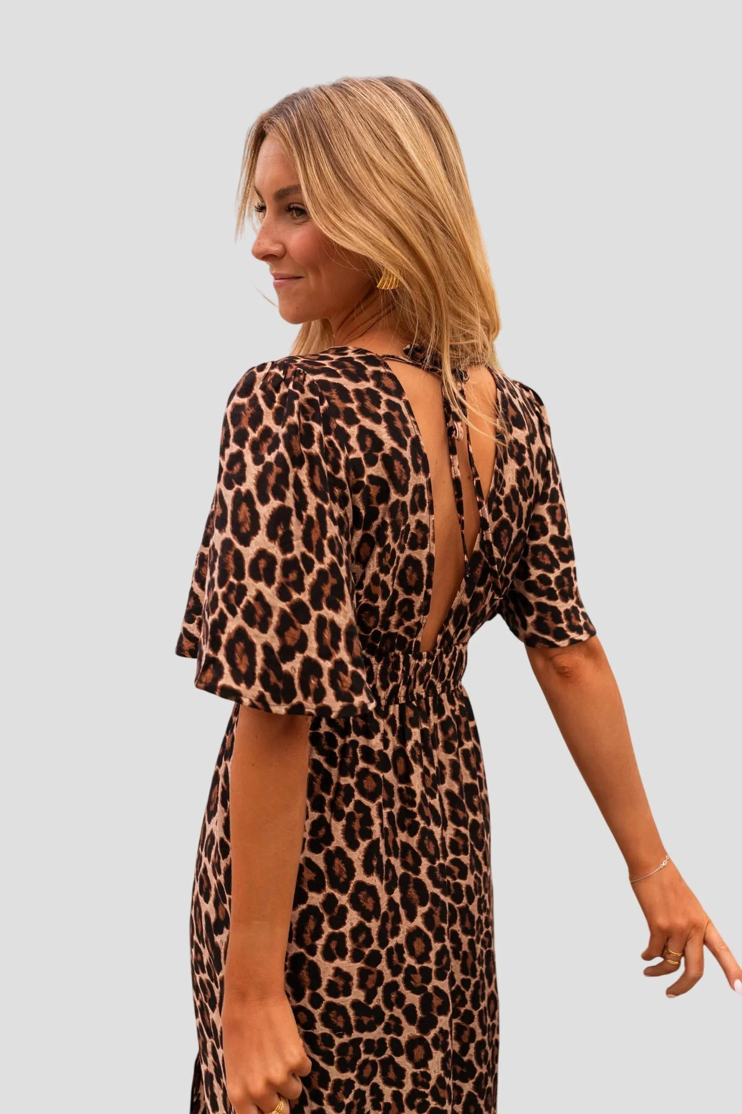 Arielle | Women Leopard Print Maxi Dress | Flowing & Stylish